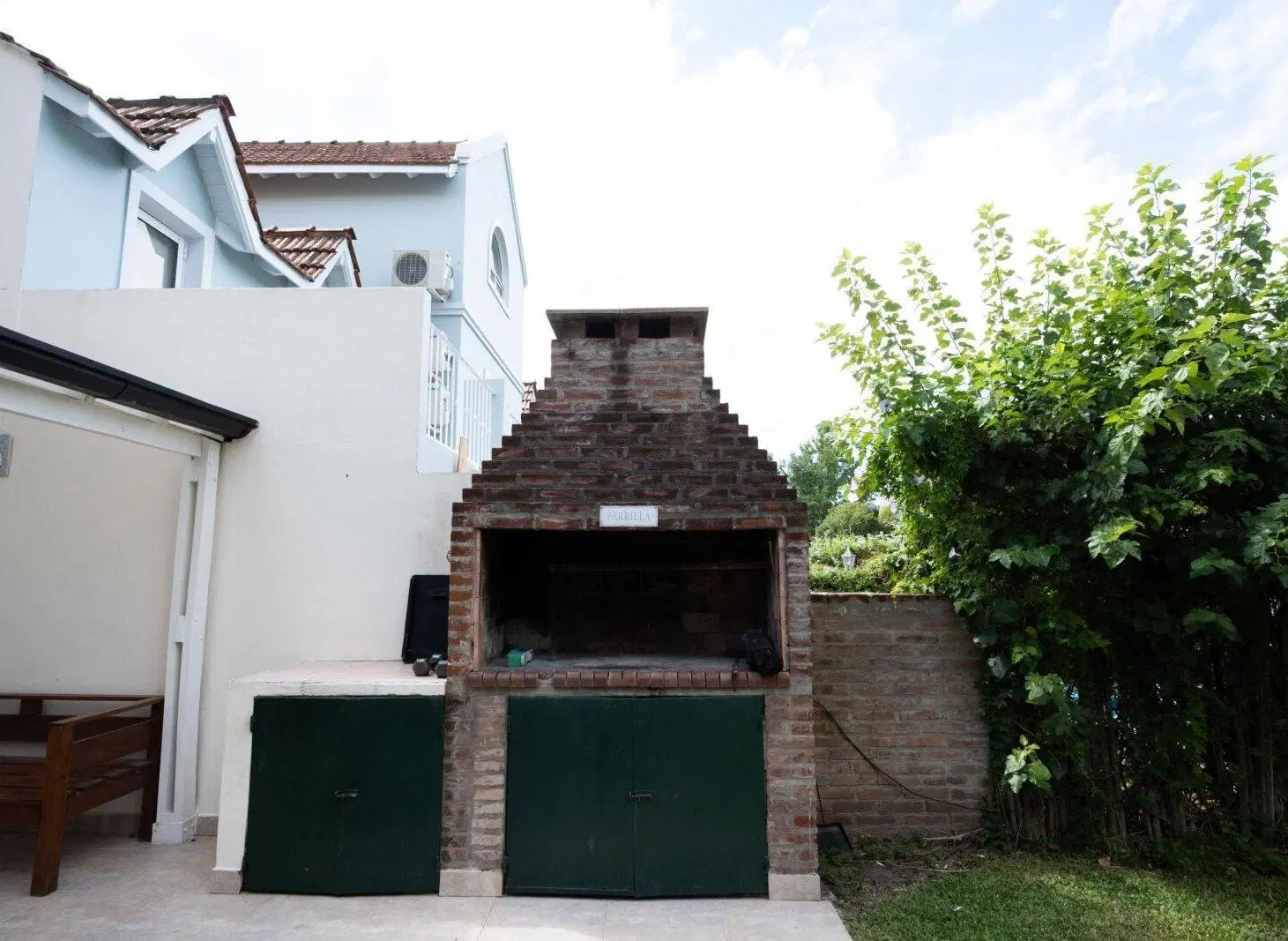 VENTA CASA CON PILETA - BECCAR 8