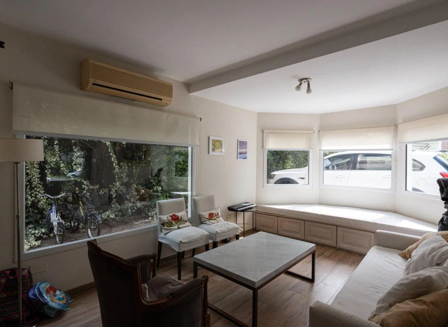 VENTA CASA CON PILETA - BECCAR 5