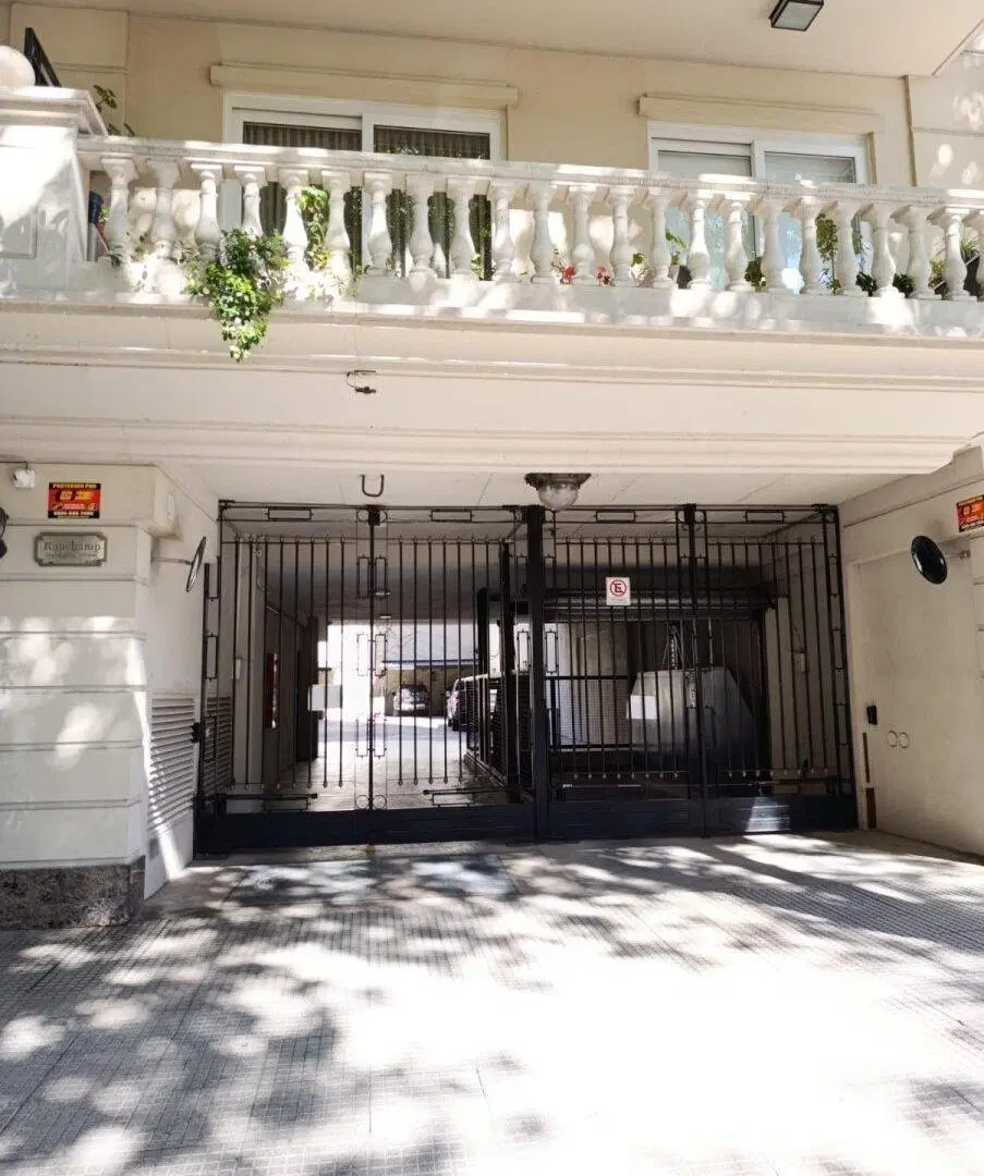 Cochera en Venta en Nuñez 5