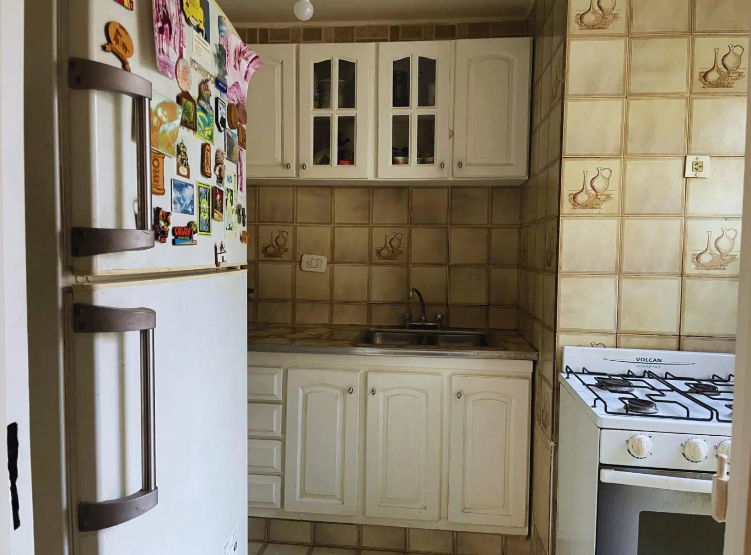 Monoambiente divisible |62 m² totales | Apto Profesional |San Martín Centro | Patio propio 28 m² 4