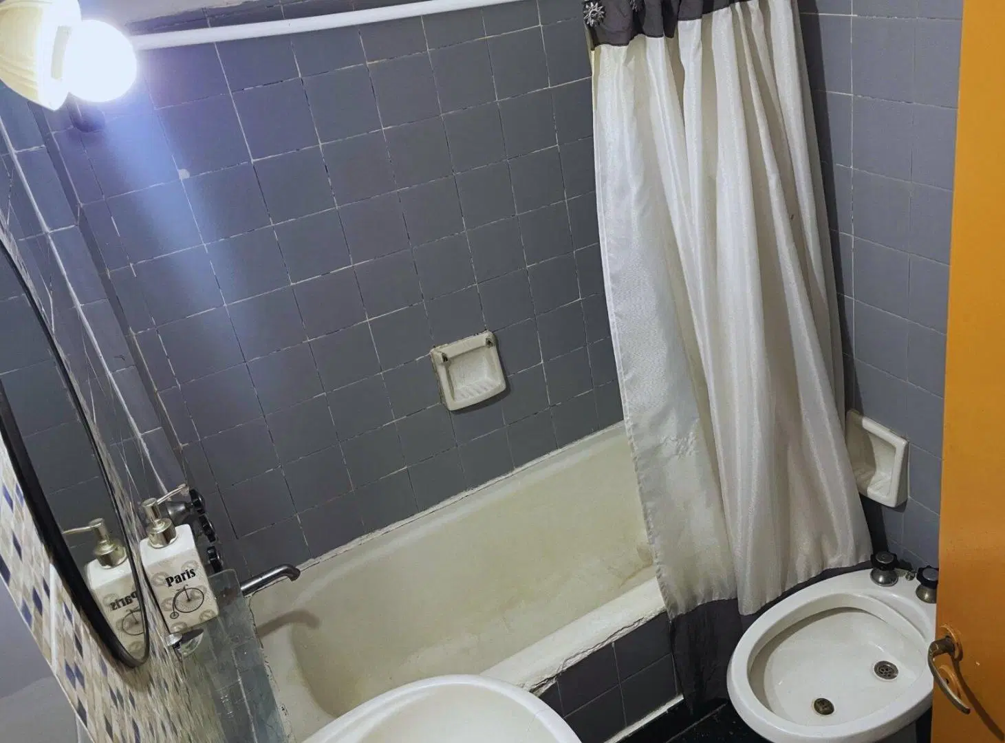 Monoambiente divisible |62 m² totales | Apto Profesional |San Martín Centro | Patio propio 28 m² 8