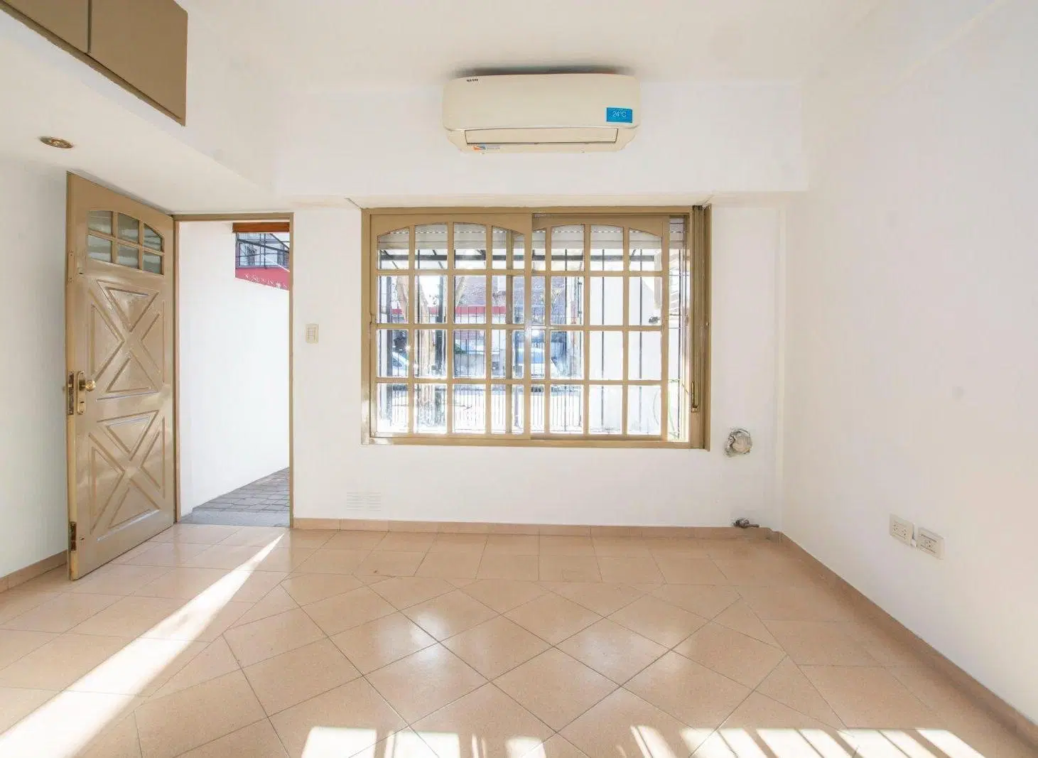 VENTA PH 2 AMBIENTE C/ COCHERA - FLORIDA OESTE 2