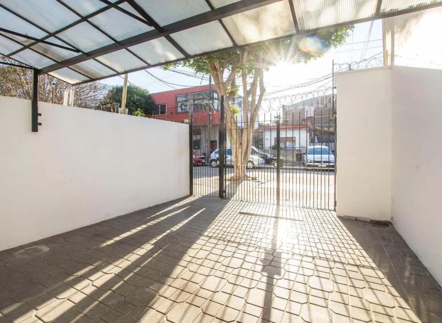 VENTA PH 2 AMBIENTE C/ COCHERA - FLORIDA OESTE 5