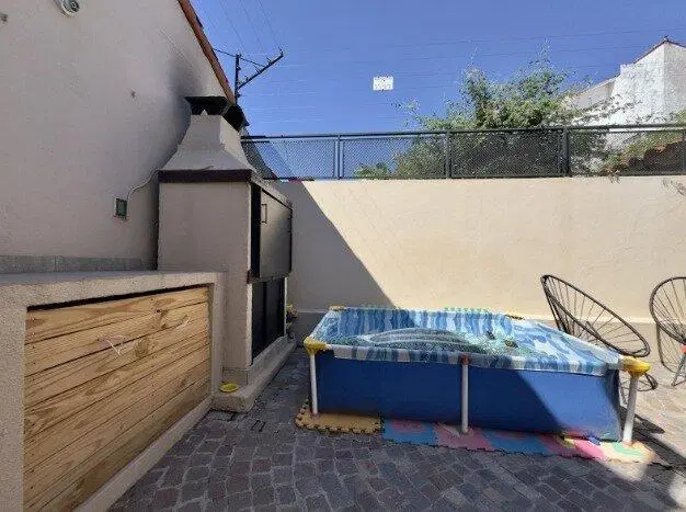 VENTA CASA 3 AMBIENTES CON COCHERA EN OLIVOS GOLF 2