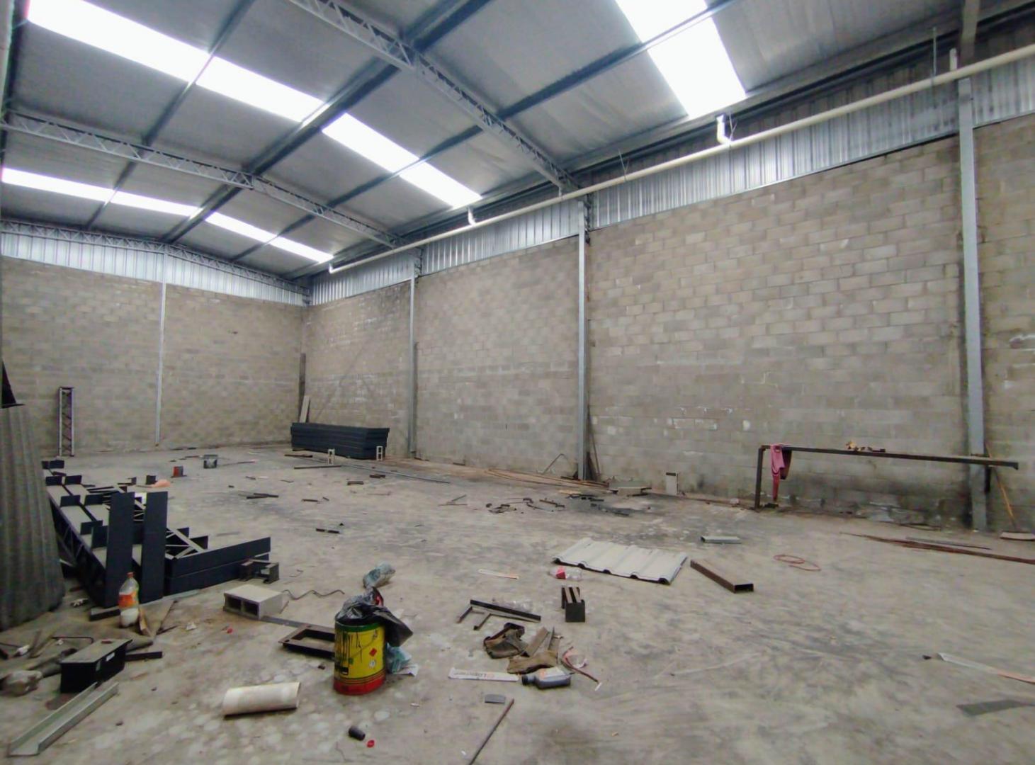 Foto de Venta GALPÓN A ESTRENAR 250m2 PILAR, zona comercial RUTA 28, imagen 1