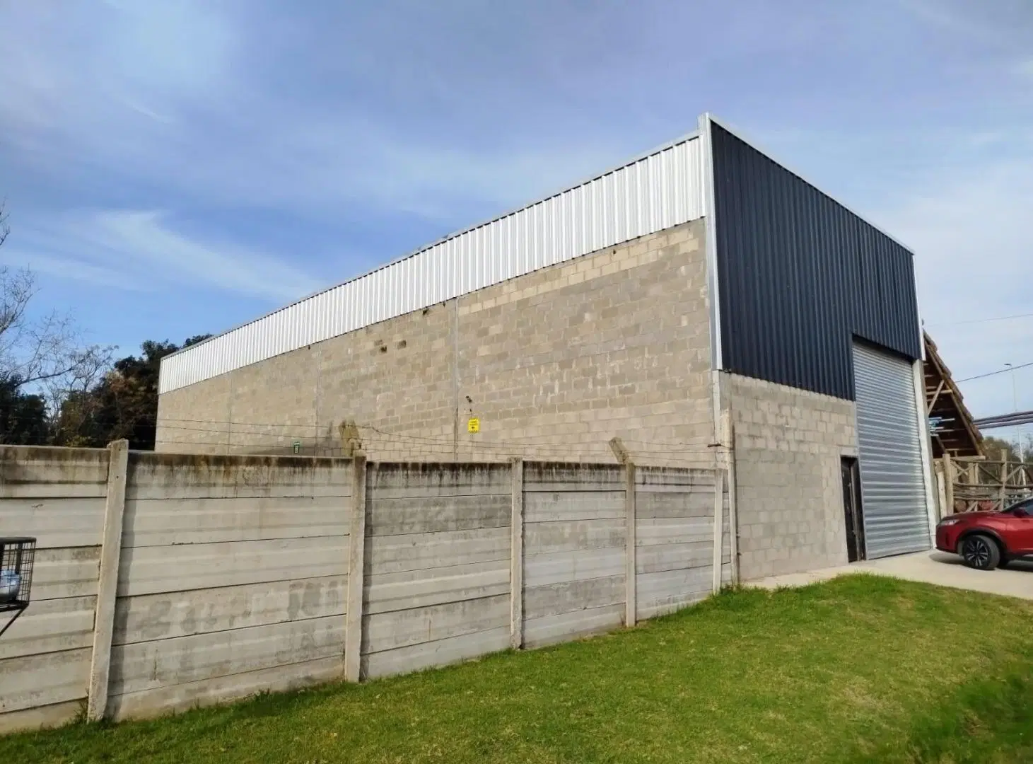 Venta GALPÓN A ESTRENAR 250m2 PILAR, zona comercial RUTA 28 8