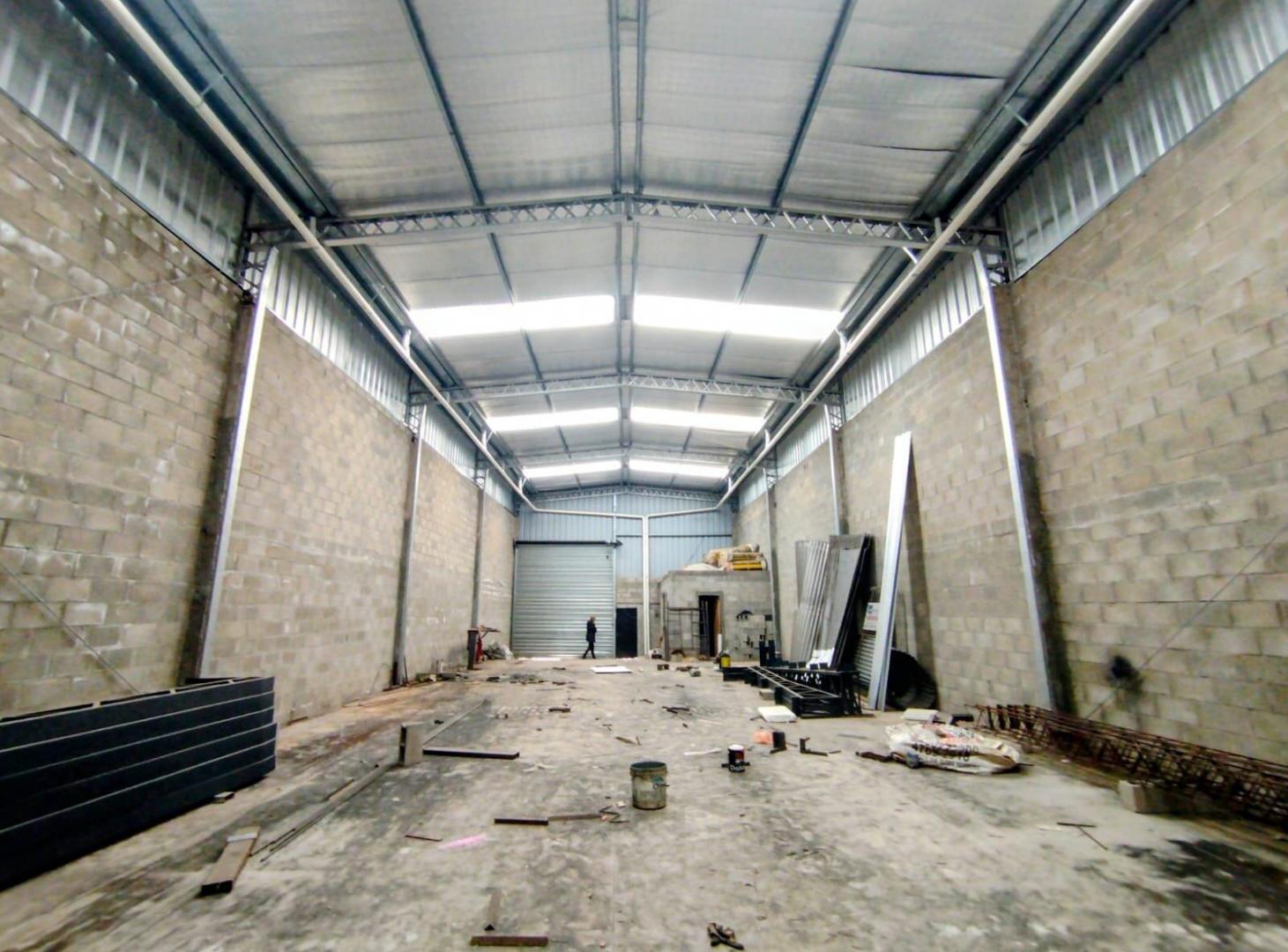 Foto de Venta GALPÓN A ESTRENAR 250m2 PILAR, zona comercial RUTA 28, imagen 3