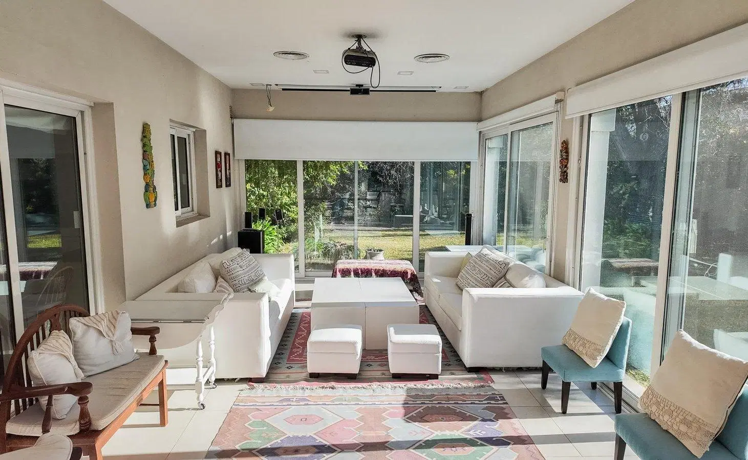 VENTA CASA 7 DORMITORIOS - BARRIO LA LOMADA PILAR 3