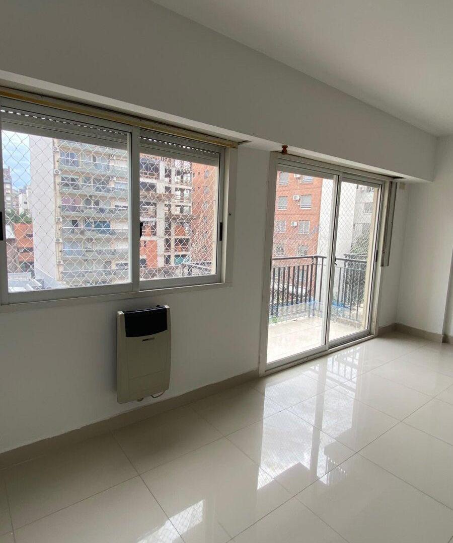 Foto de MONOAMBIENTE CON BALCON EN ALQUILER Villa Urquiza Acepta mascotas, imagen 3