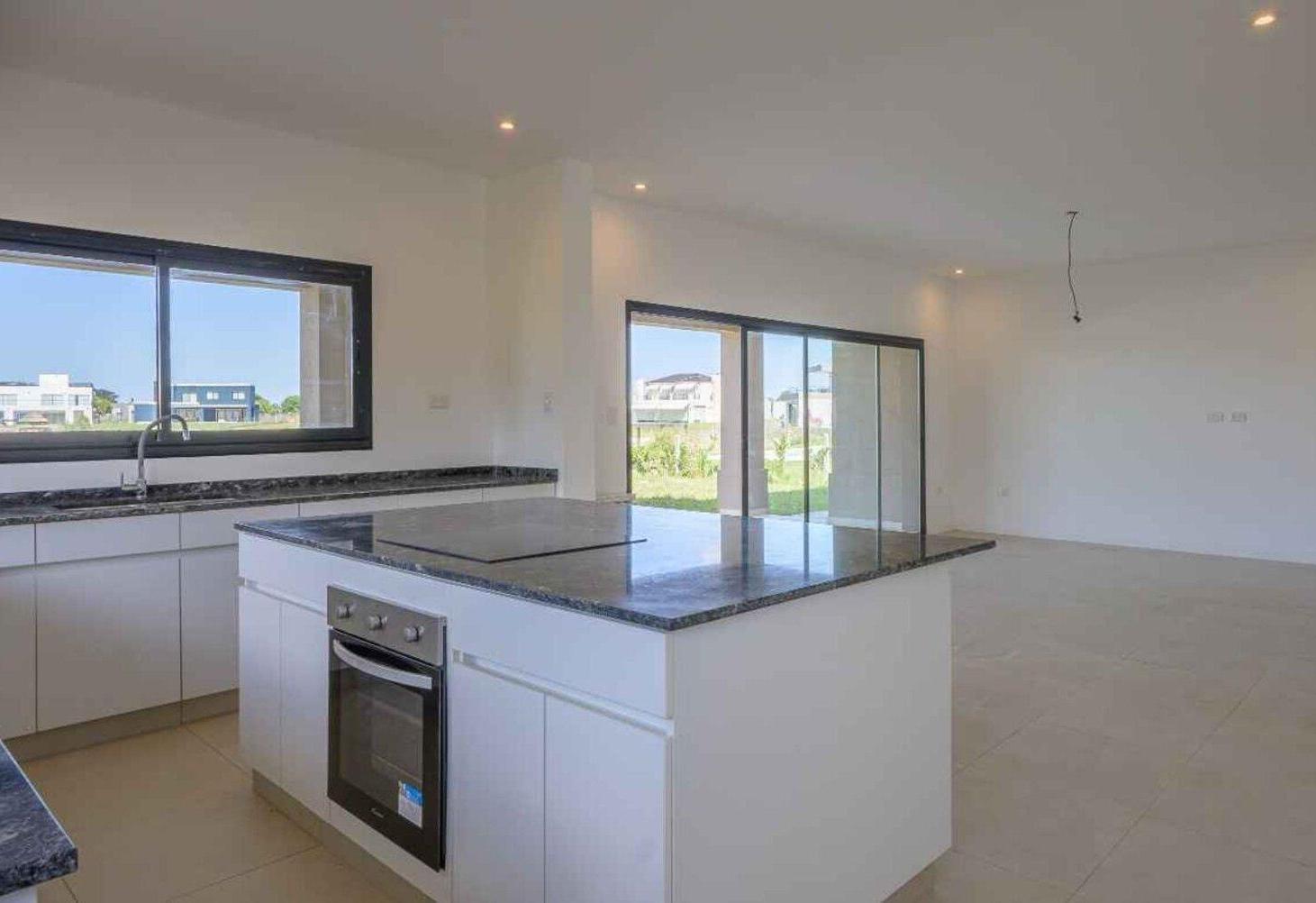 Foto de ALQUILER CASA LAGUNA BARRIO PRIVADO SAN SEBASTIAN, imagen 3