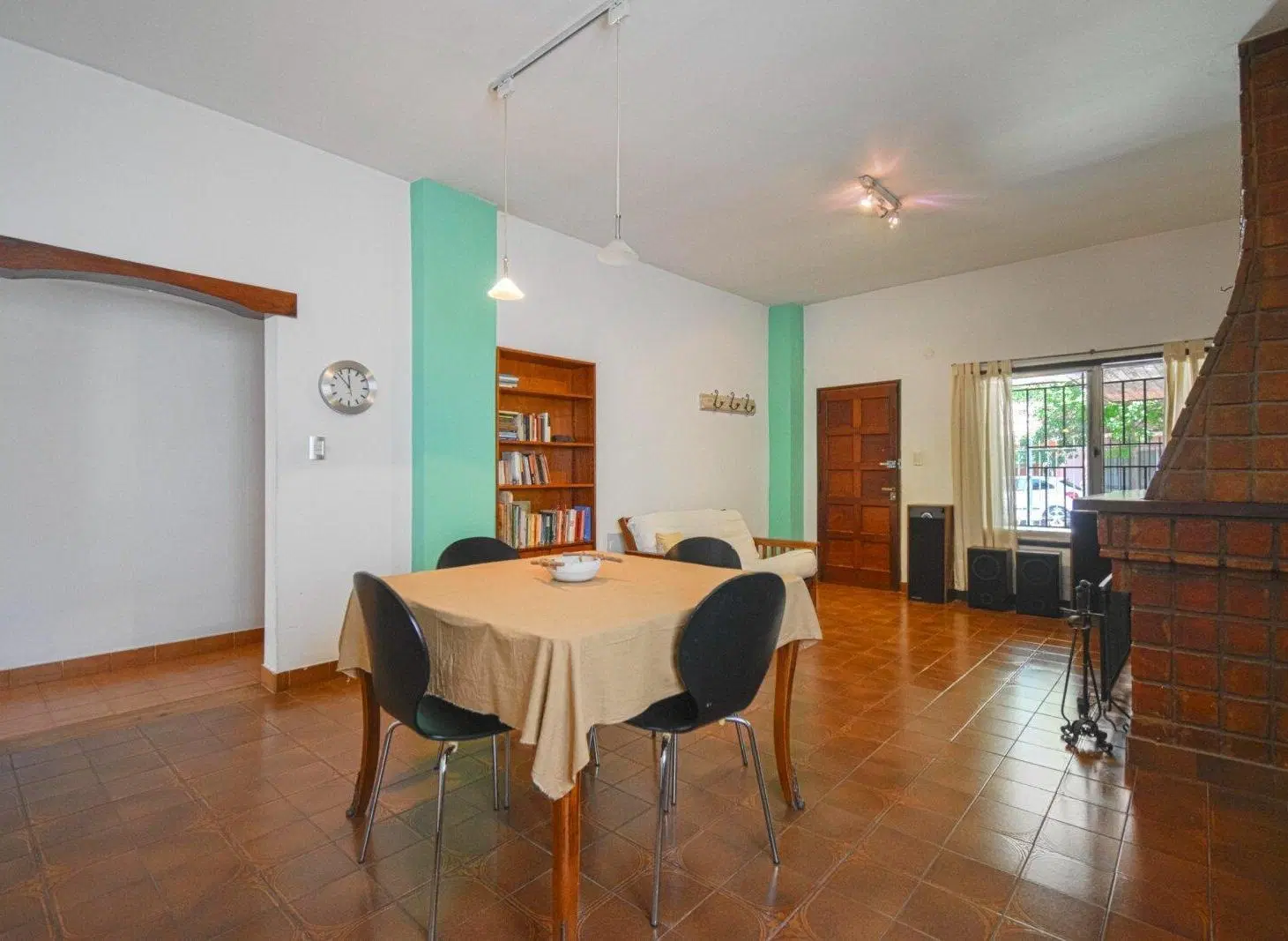 Casa 4 amb. con jardín, pileta y parrilla - Martínez 4