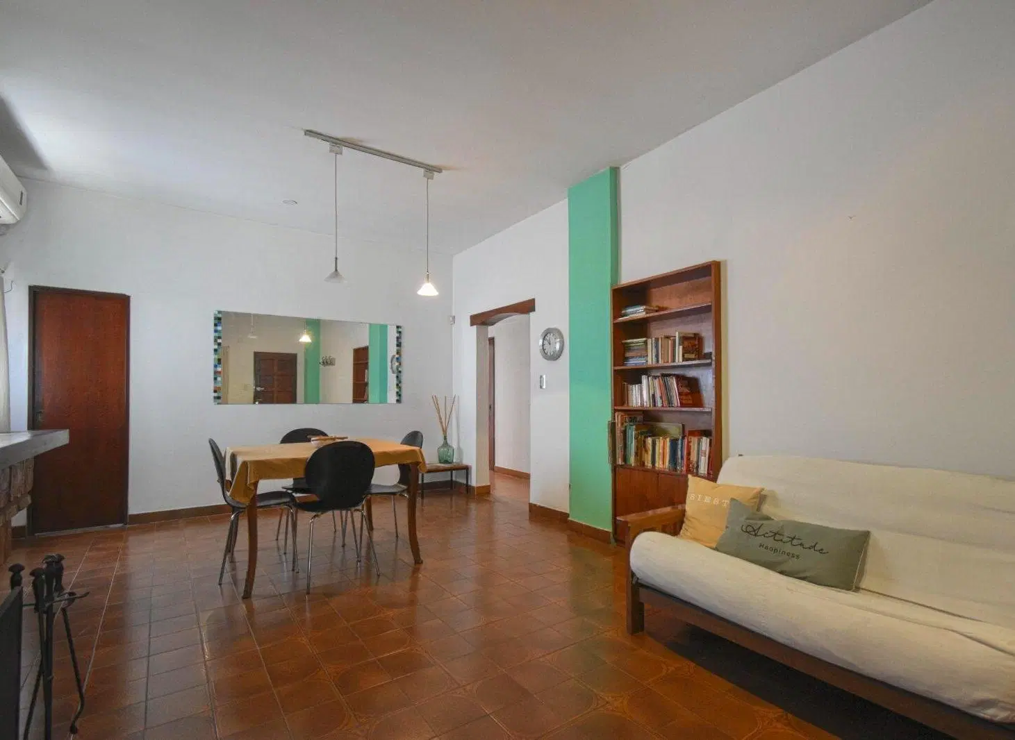 Casa 4 amb. con jardín, pileta y parrilla - Martínez 5
