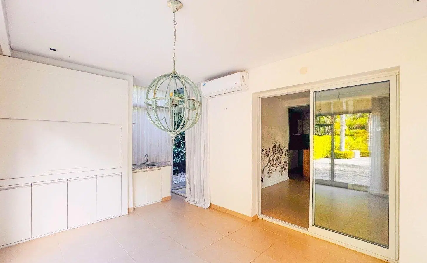 Alquiler Casa 5 AMB. con PILETA y JARDÍN | Barrio SAN MARCO 1