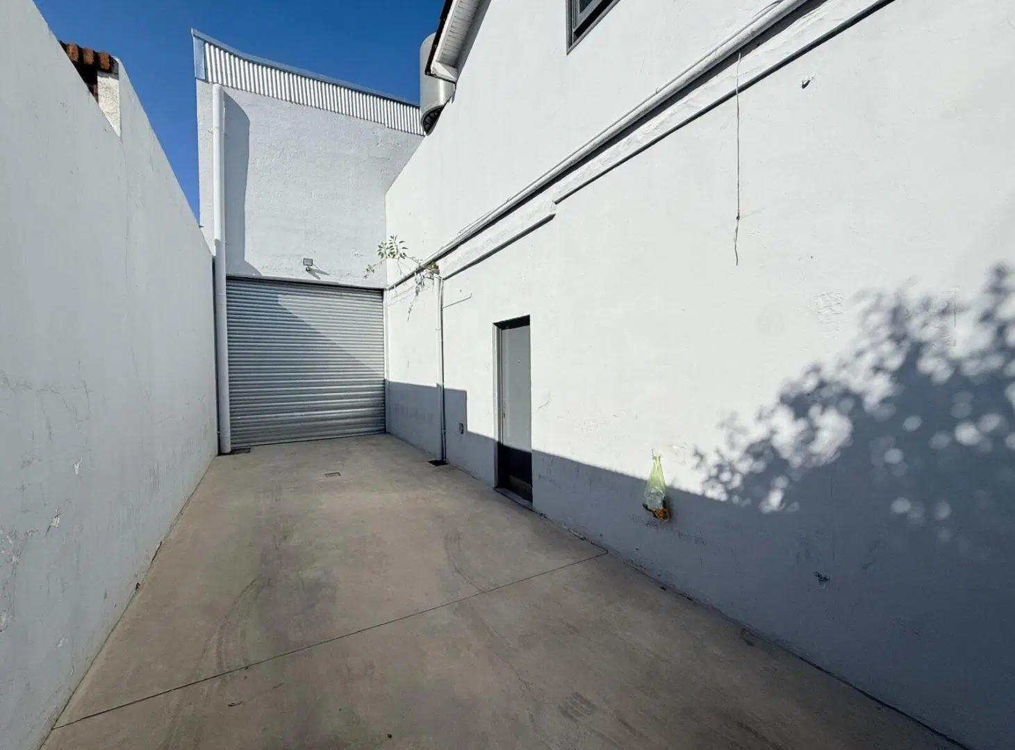 GALPÓN EN VENTA | VILLA BOSCH | DEPÓSITO + OFICINAS | LOTE 10x46 OPORTUNIDAD 5