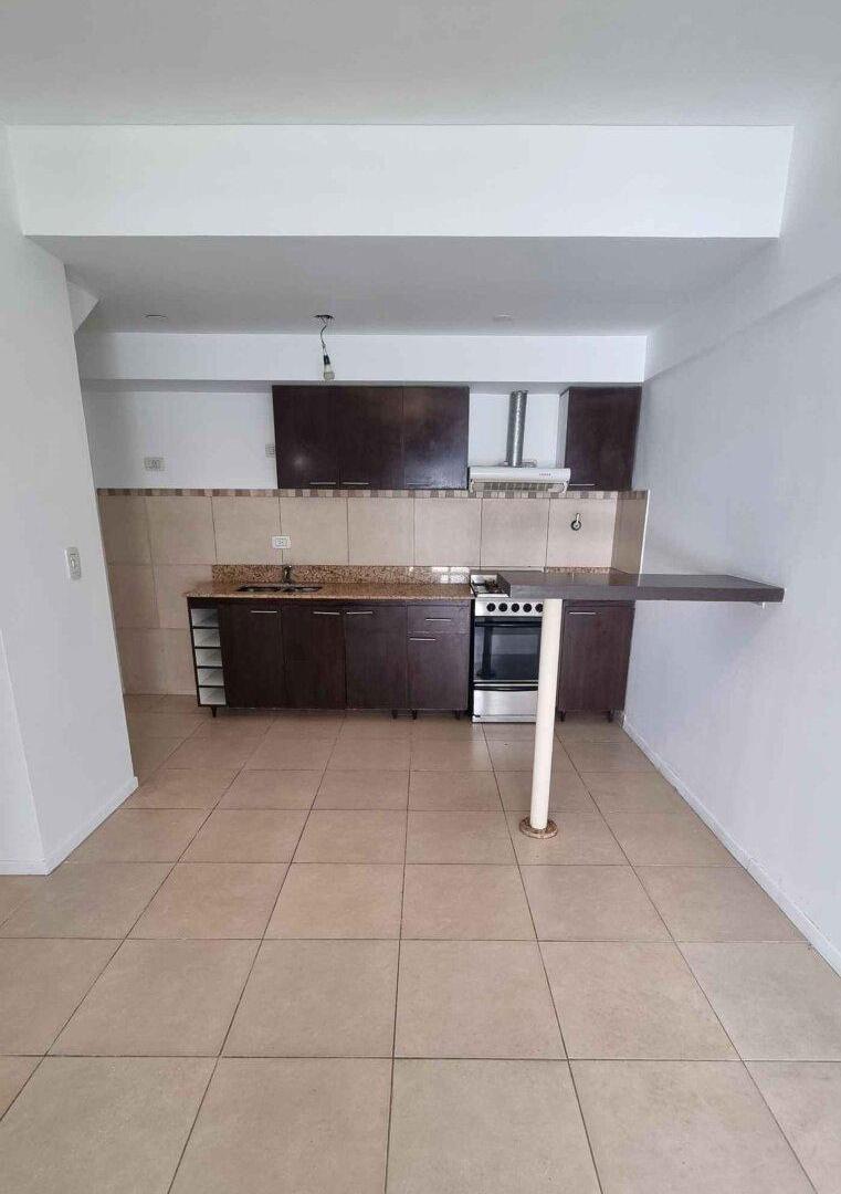 Foto de Departamento 2 ambientes Venta Castelar cochera, imagen 2