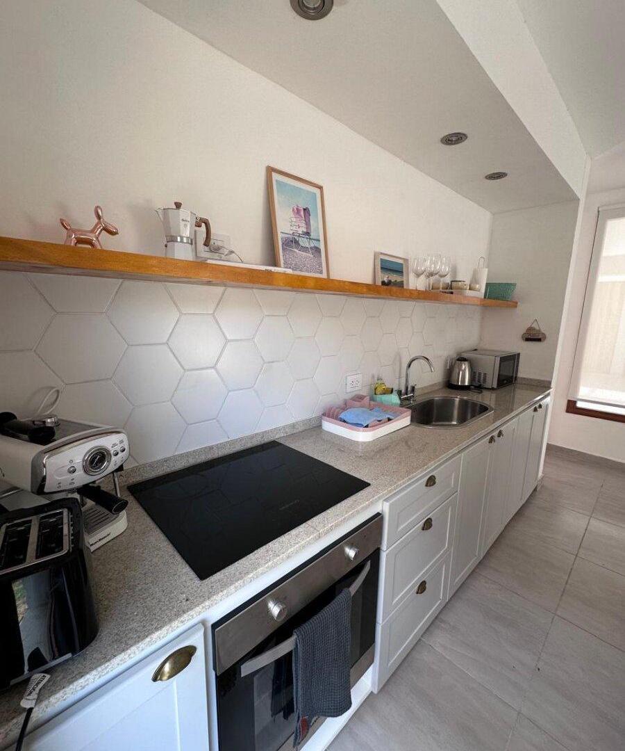 Foto de VENTA DE DOS CASAS- 3 AMBIENTES–66m² CUBIERTOS CADA UNA–MAR DE LAS, imagen 1