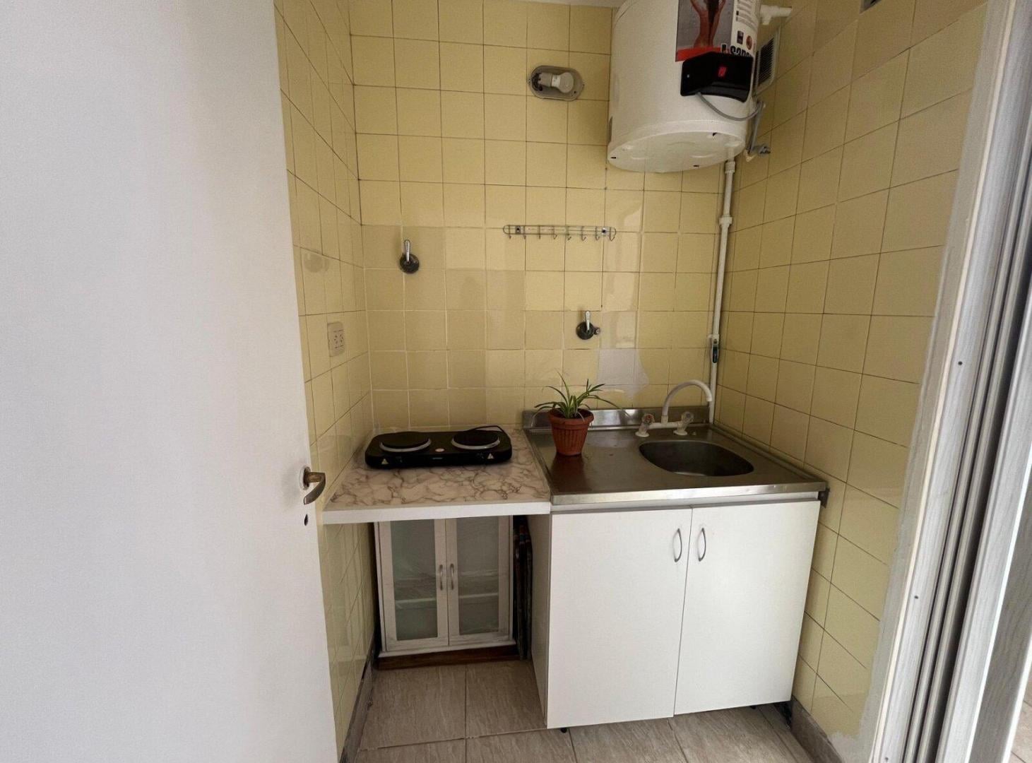 Foto de ALQUILER – MONOAMBIENTE - LINIERS, imagen 1