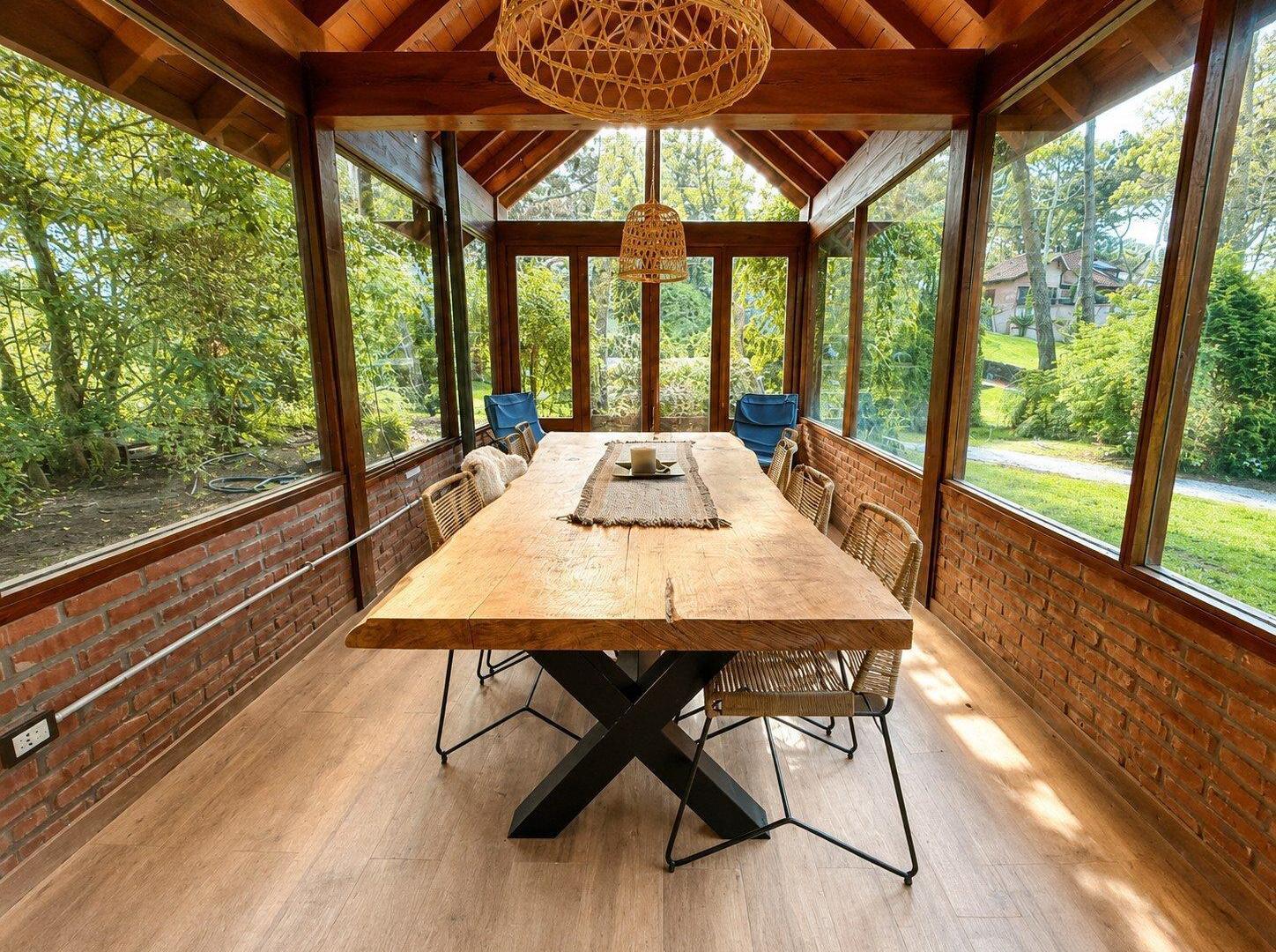 Foto de ALQUILER POR AÑO EN PINAMAR | ESPECTACULAR CASA AMOBLADA A CUADRAS DEL, imagen 3