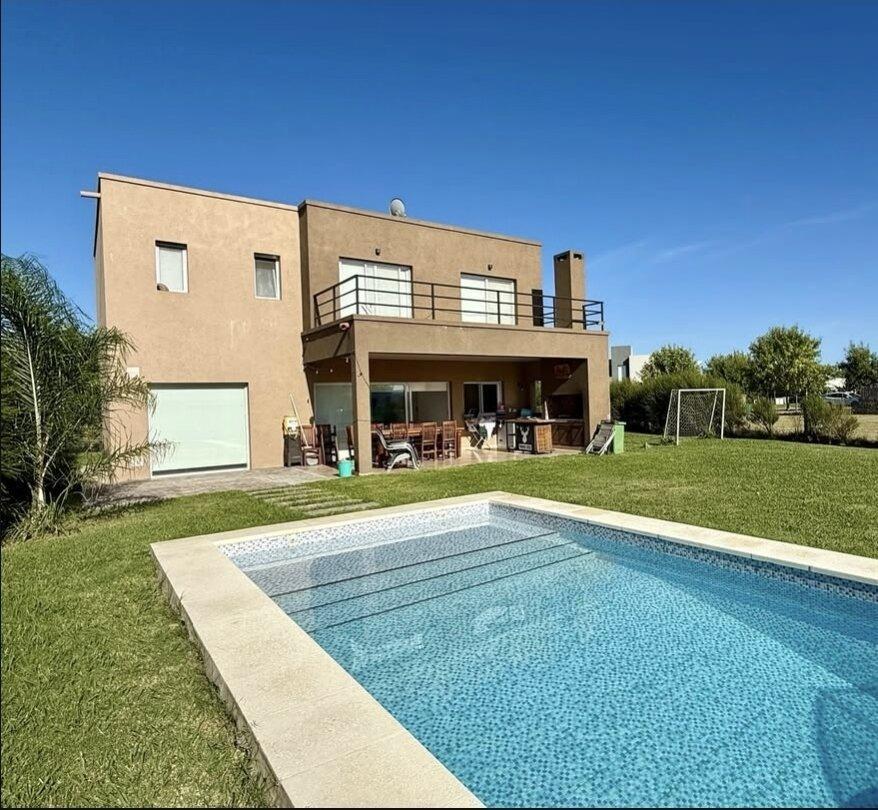 Foto de Venta , Casa, Barrio cerrado Haras de Santa Maria, LISTA PARA HABITAR, imagen 2