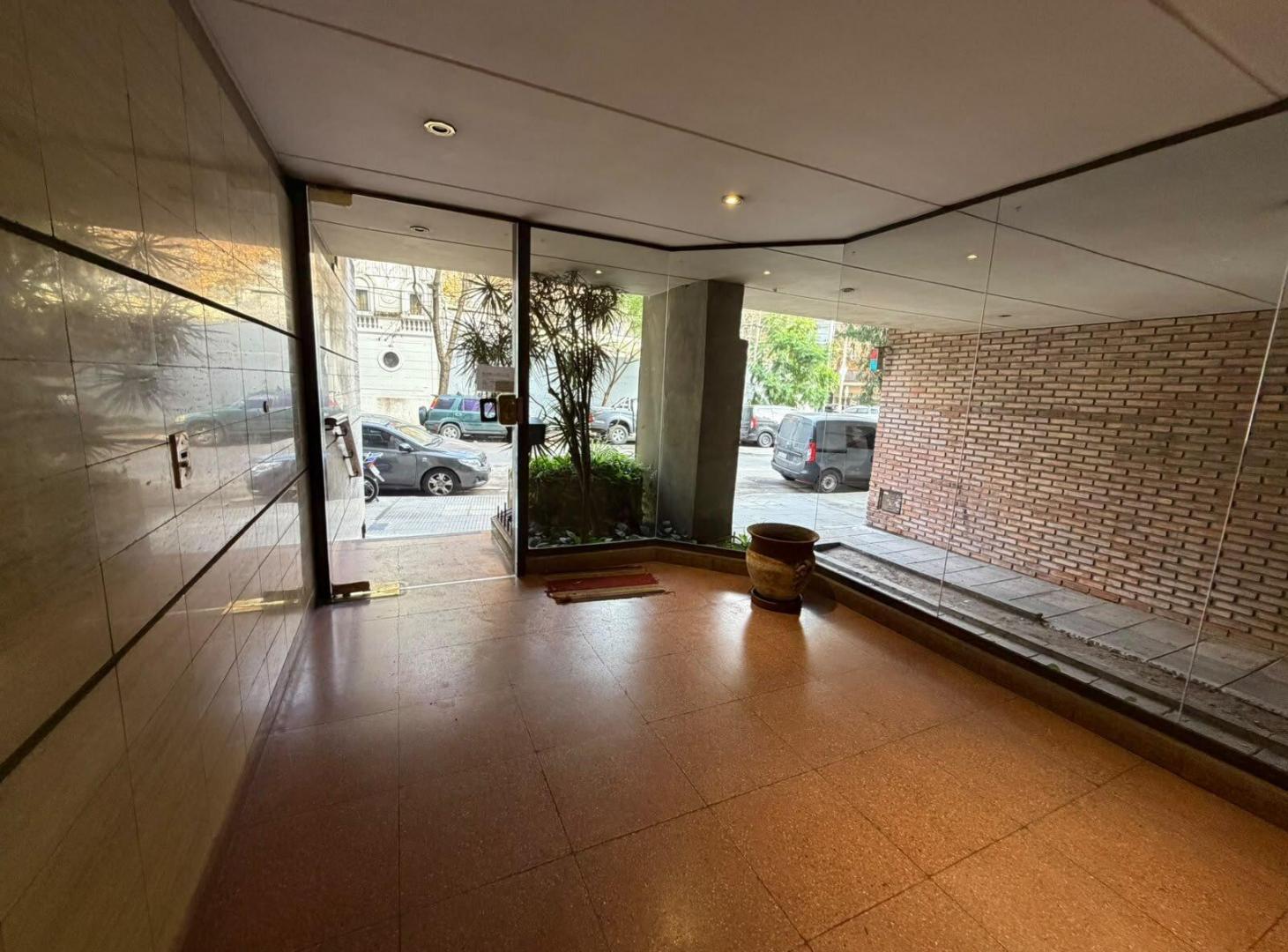 Foto de Venta 2 ambientes en Caballito con cochera - Muy luminoso, imagen 2