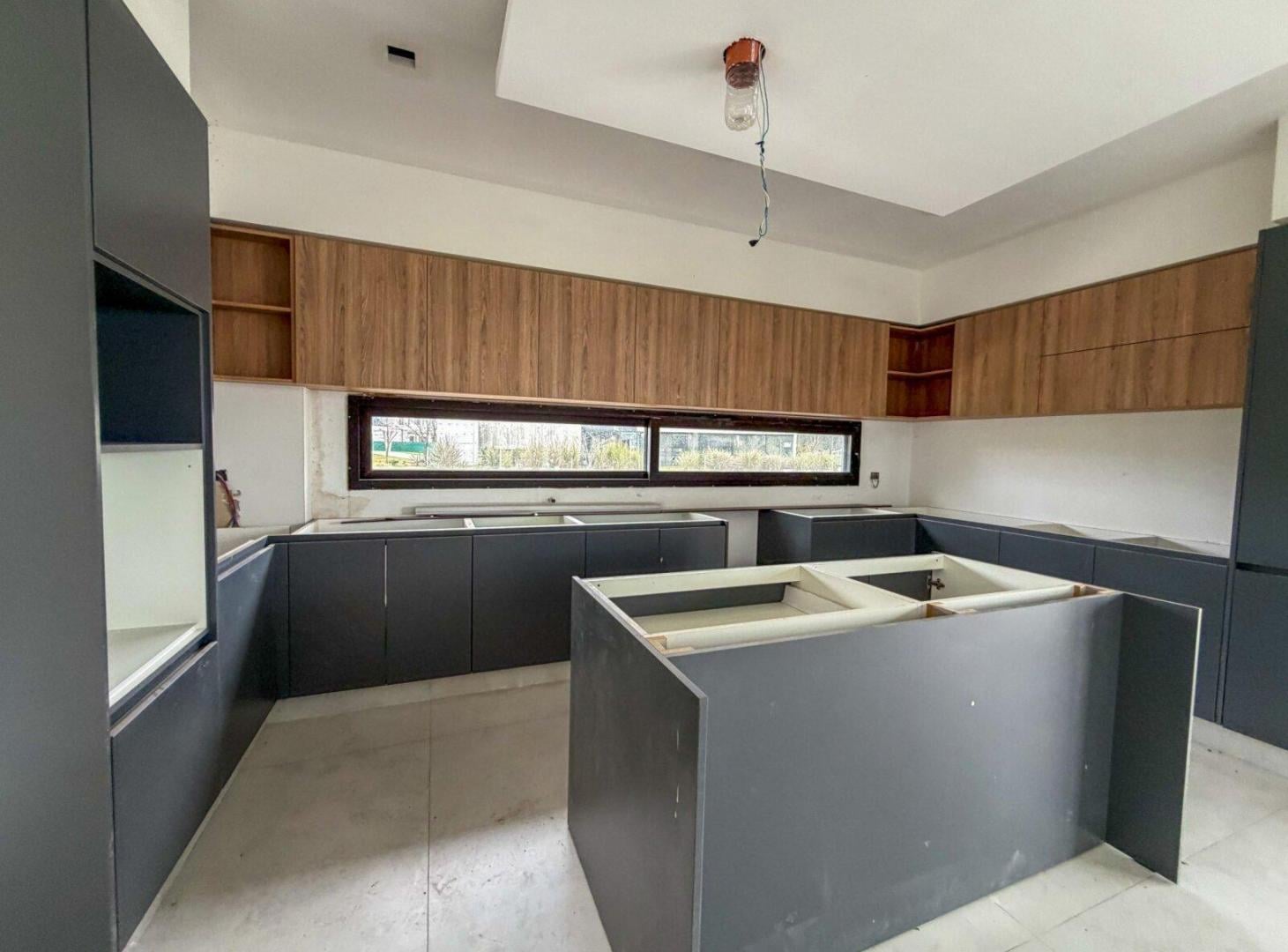 Foto de ALQUILER CASA 6 AMB EN LA CALESA CON VISTA AL LAGO, imagen 4