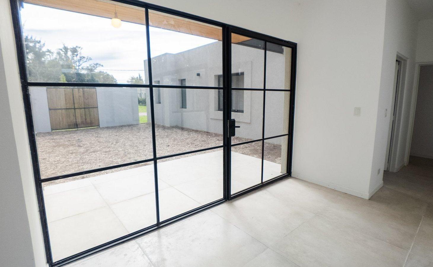 Foto de VENTA CASA 6 AMB - A ESTRENAR - LA ESPERANZA, imagen 1