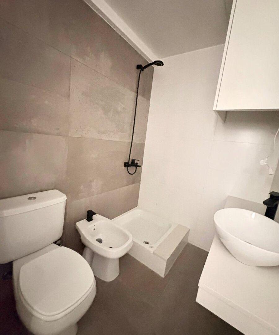 Foto de Venta departamento monoambiente con amplio balcon nuevo a estrenar, imagen 4