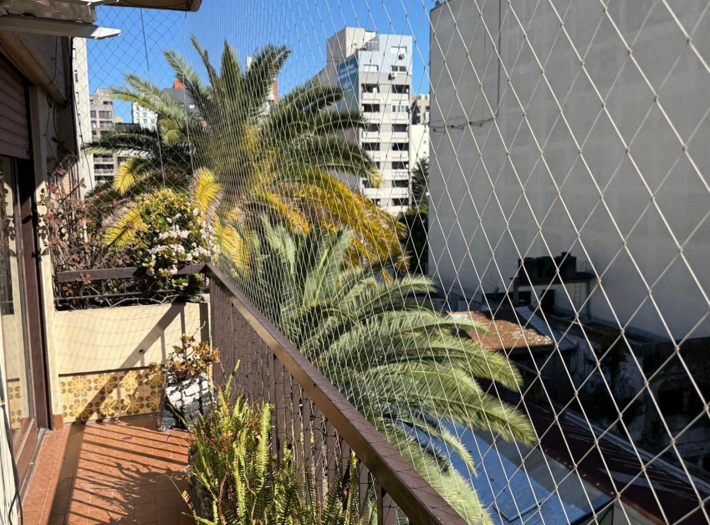 Foto de Departamento 3 ambientes con balcón corrido y lavadero independiente en, imagen 2