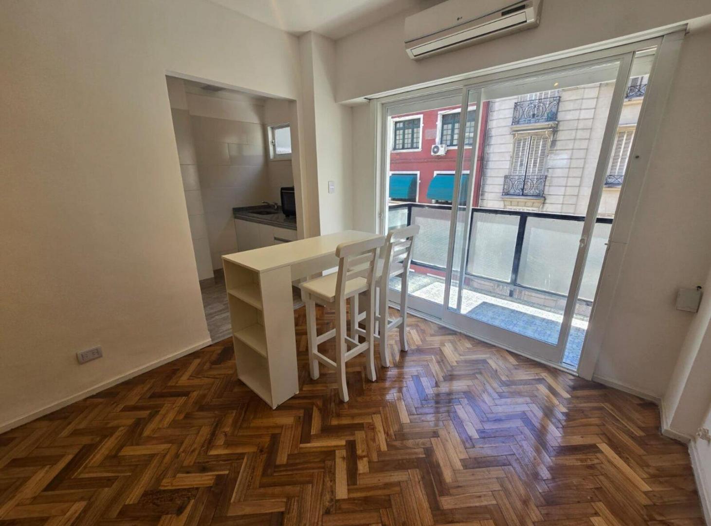 Foto de Monoambiente en alquiler residencial - San Nicolas, imagen 2