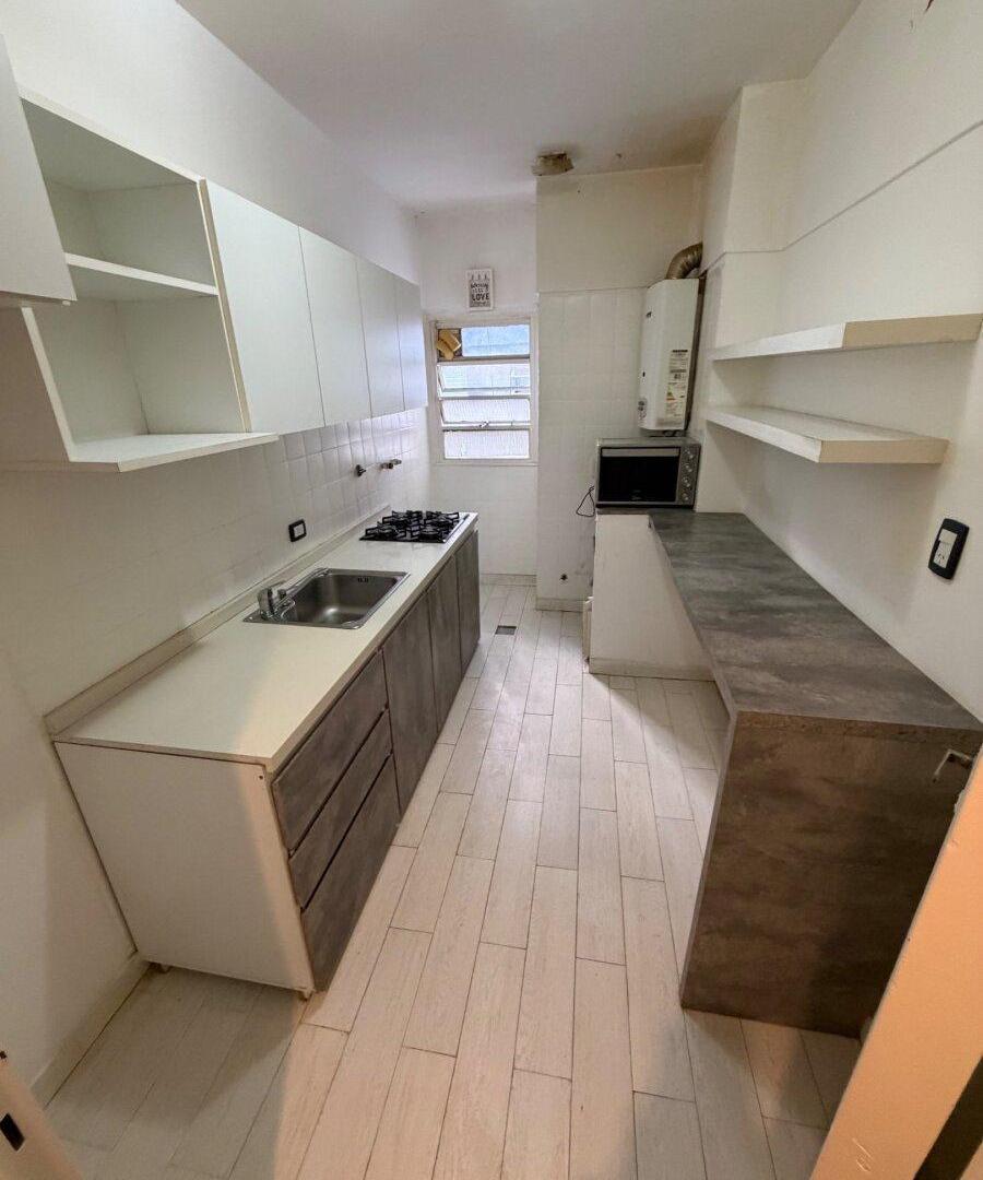 Foto de Alquiler departamento de 2 ambientes Vicente Lopez excelente ubicación, imagen 3