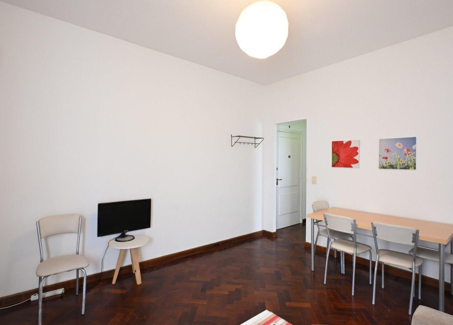 Foto de En Venta Dpto 2 amb en Coghlan, imagen 1