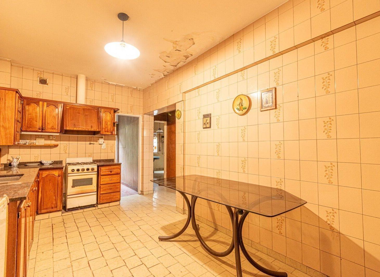 Foto de VENTA | CASA 4 AMB | 200 M² | RAMOS MEJÍA | 2 PLANTAS | LOTE PROPIO |, imagen 2