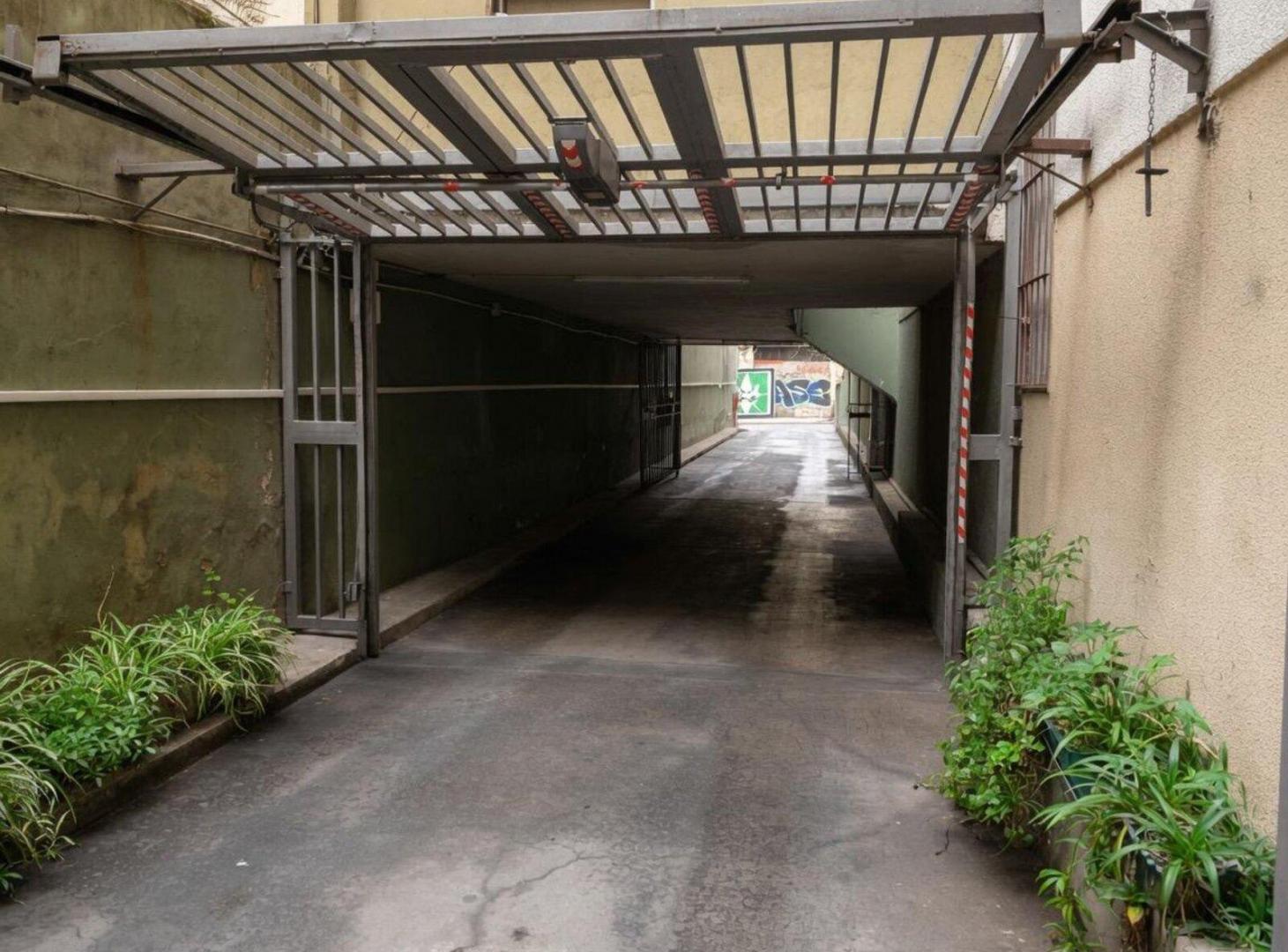 Foto de VENTA COCHERA BARRIO BALVANERA, imagen 4