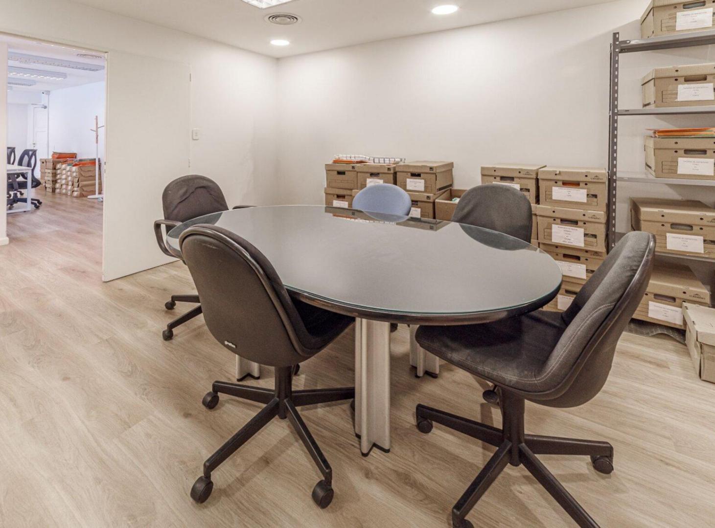 Foto de Venta OFICINAS refaccionadas en Retiro, imagen 3