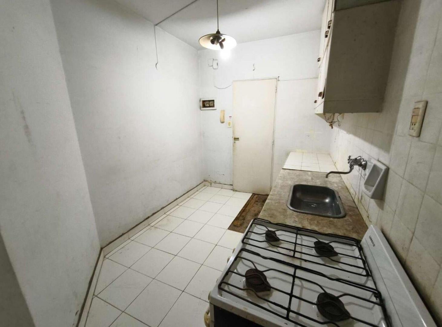 Foto de Depto. 3 amb con patios - a refaccionar - Recoleta, imagen 5