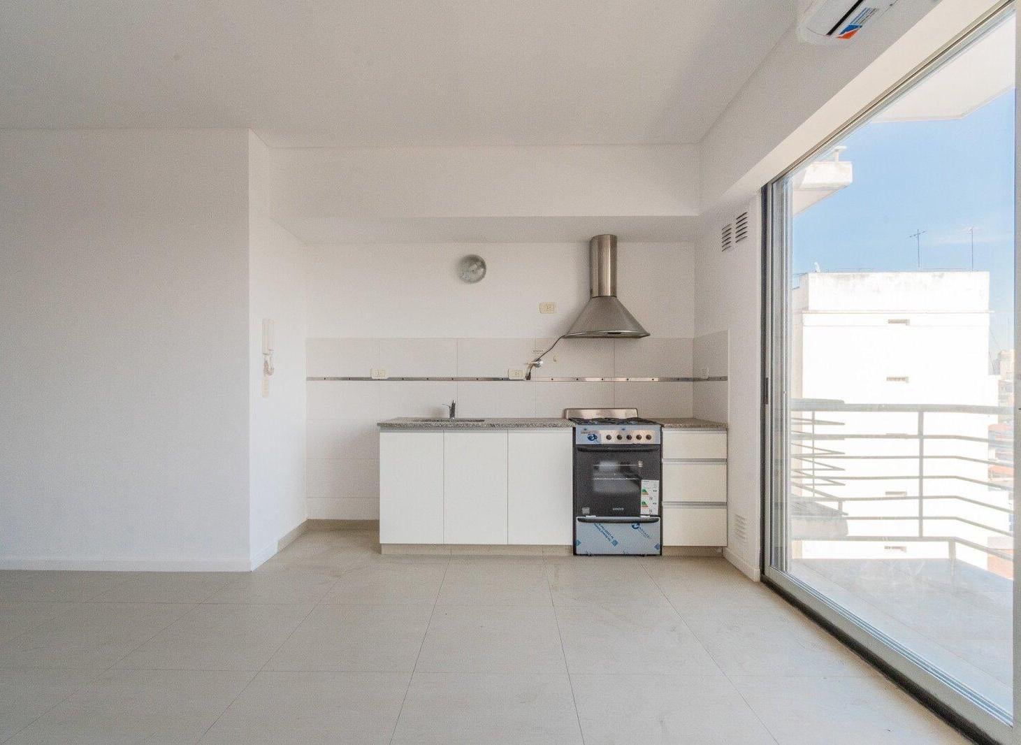 Foto de Venta Departamento Monoambiente con balcón en Velez Sarfield, imagen 4