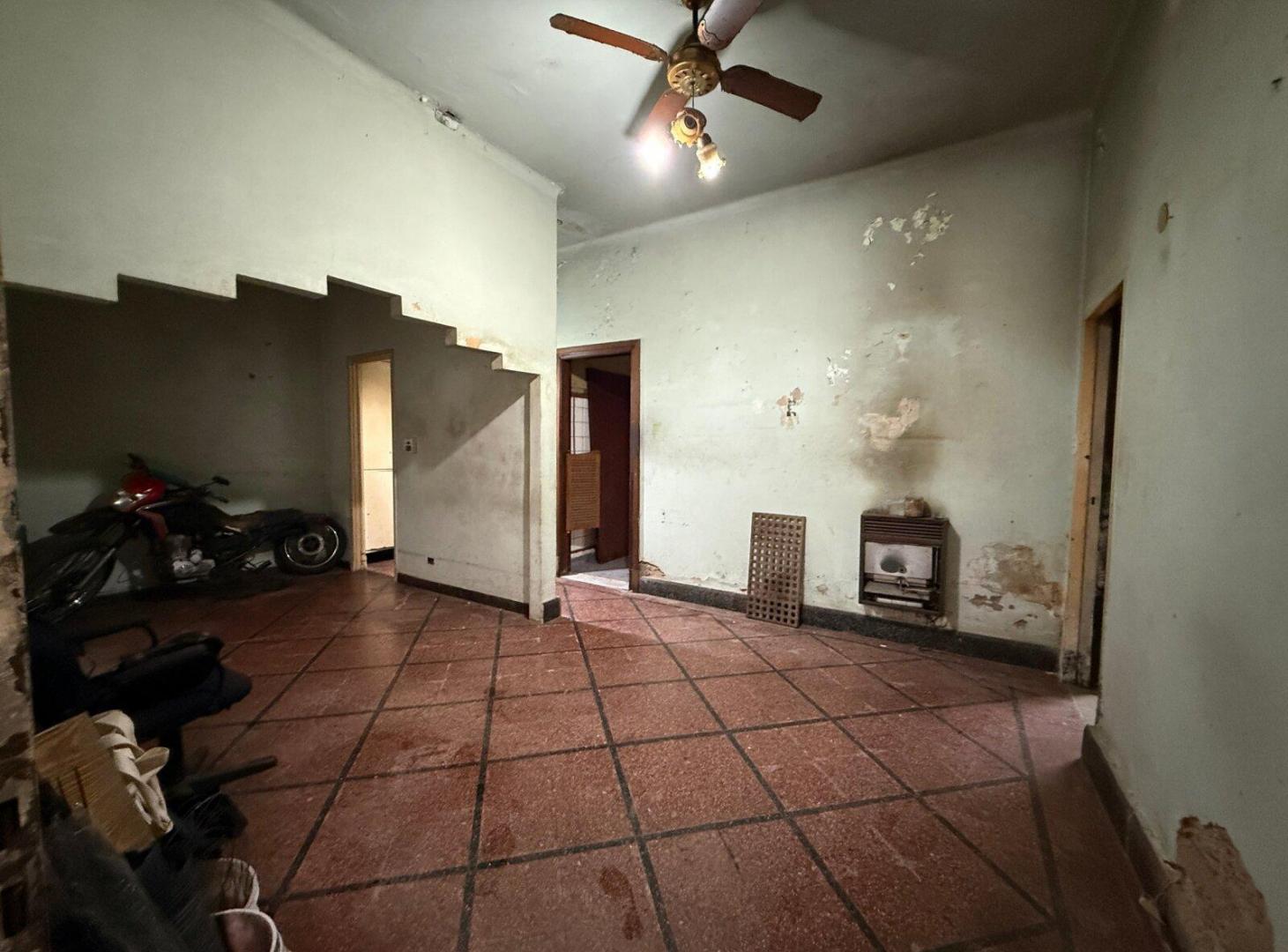 Foto de VENTA /OPORTUNIDAD-PH 4 AMB SAN ANDRES A REFACCIONAR, imagen 3