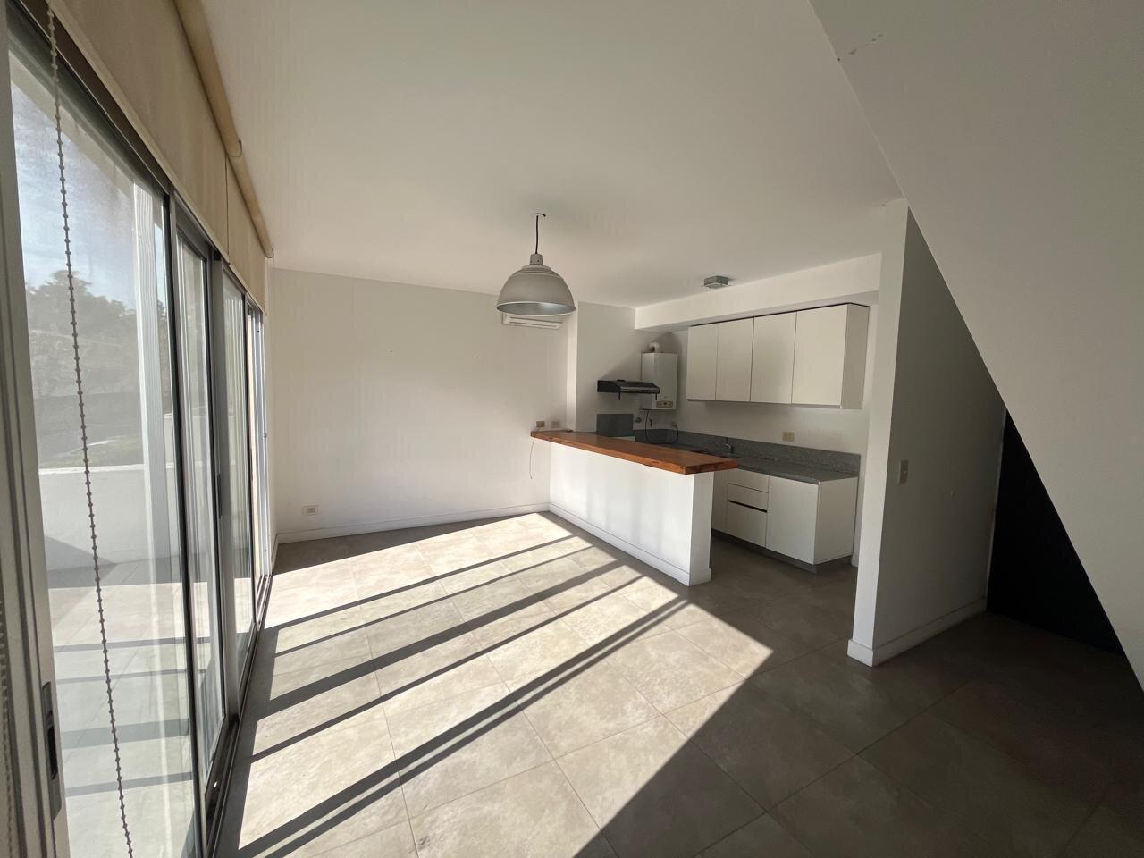 ALQUILER DUPLEX 2 AMB - BOSQUE ALTO