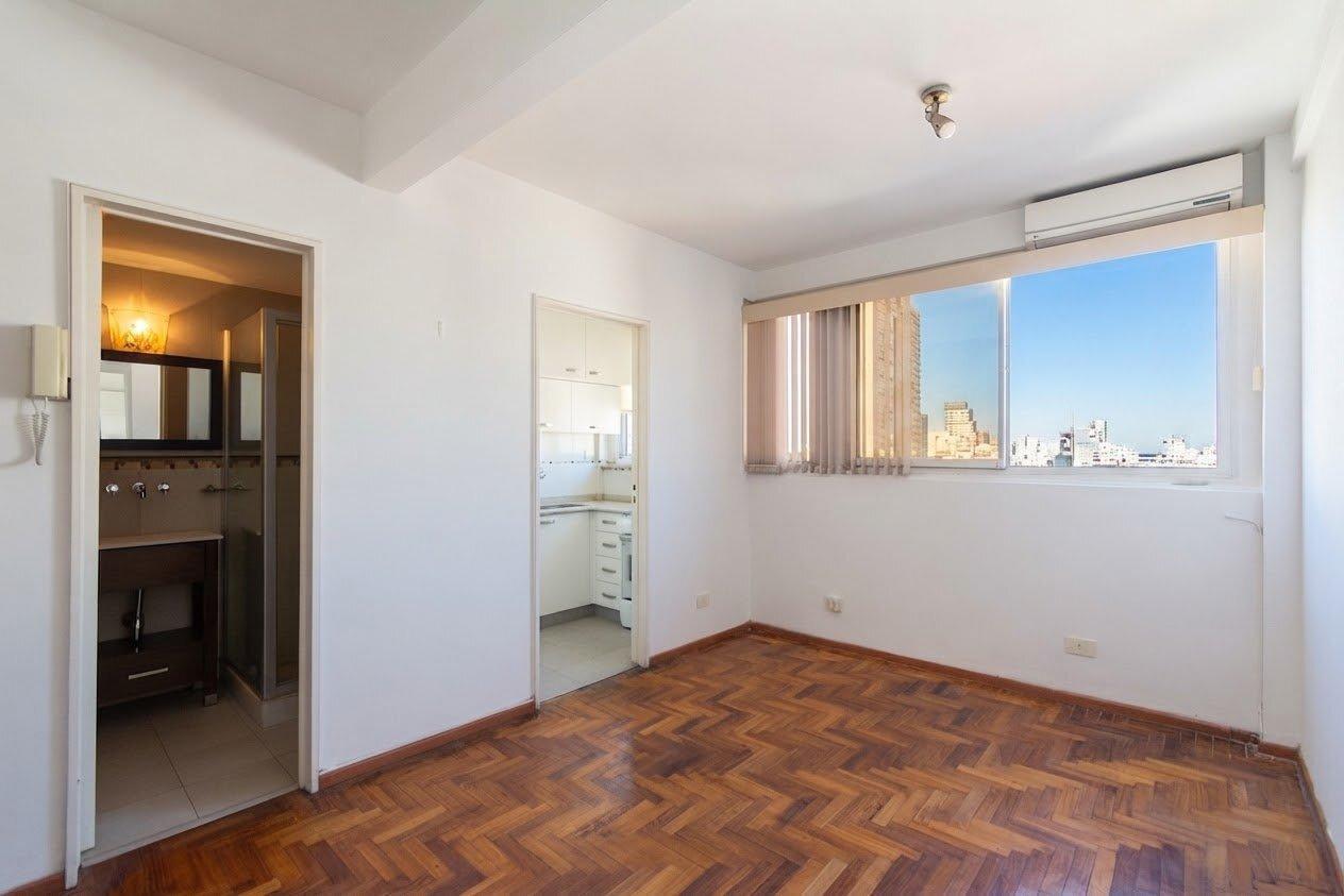 Foto de VENTA - 2 AMB CON BALCÓN - MUCHA LUZ - ALTO PALERMO, imagen 3