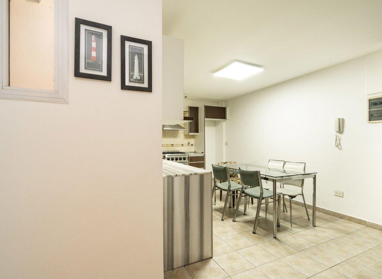 Foto de Venta depto 4 amb reciclado con balcón Colegiales, imagen 2