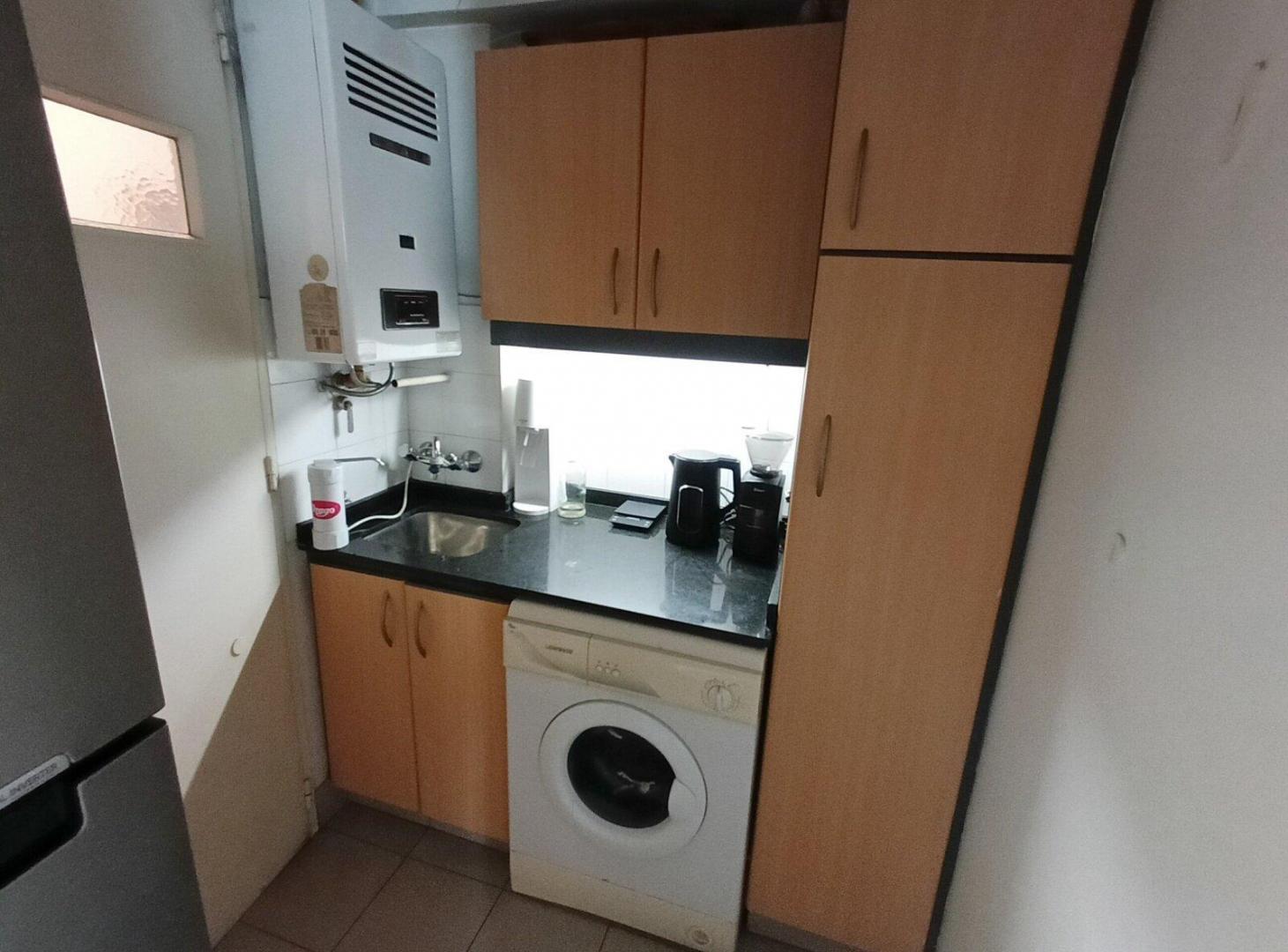 Foto de Venta 3 ambientes con dependencias y balcón al frente en Almagro, imagen 4