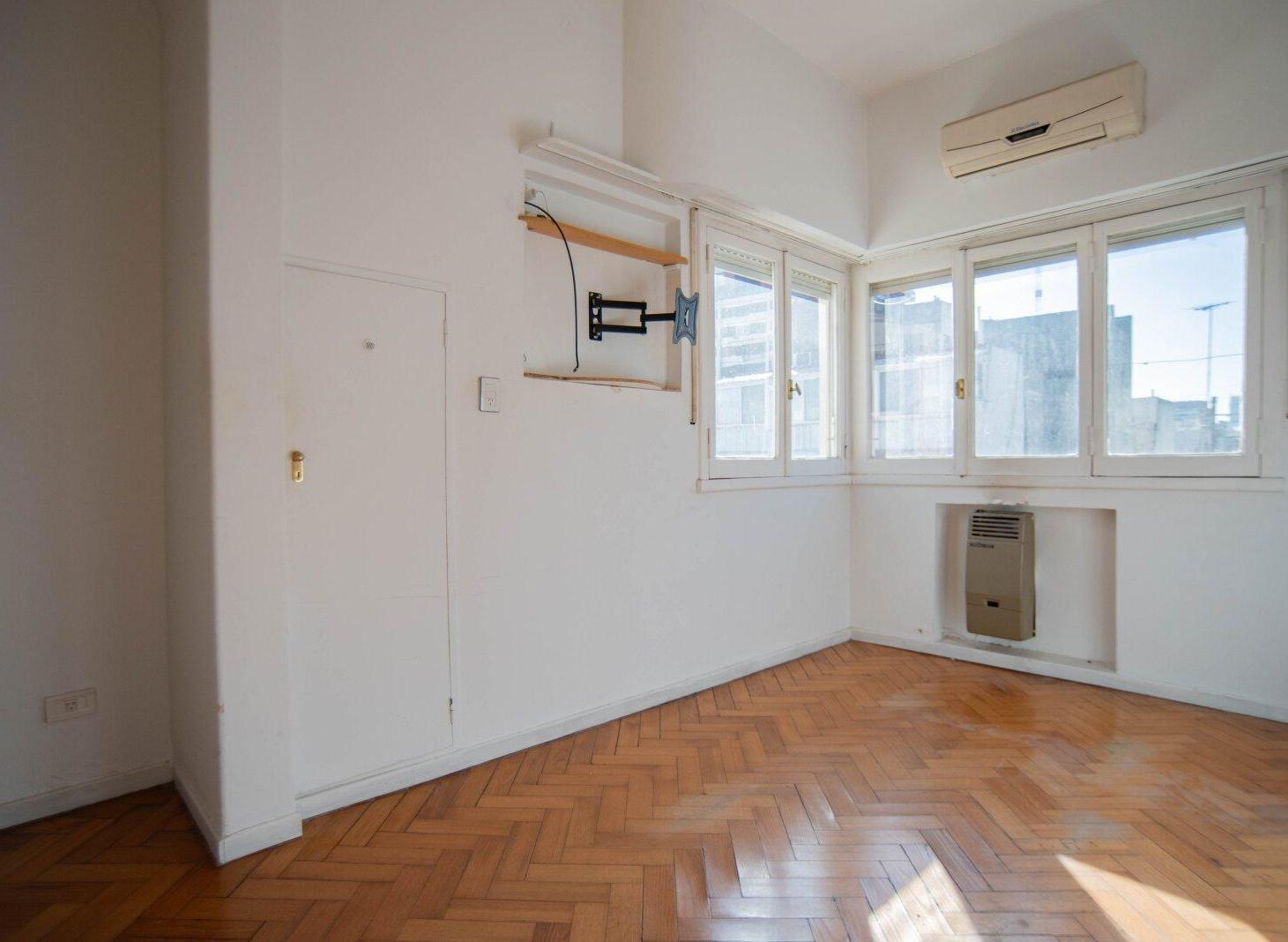 Foto de VENTA 3 AMB. RECOLETA BALCÓN MUY LUMINOSO BAULERA, imagen 1