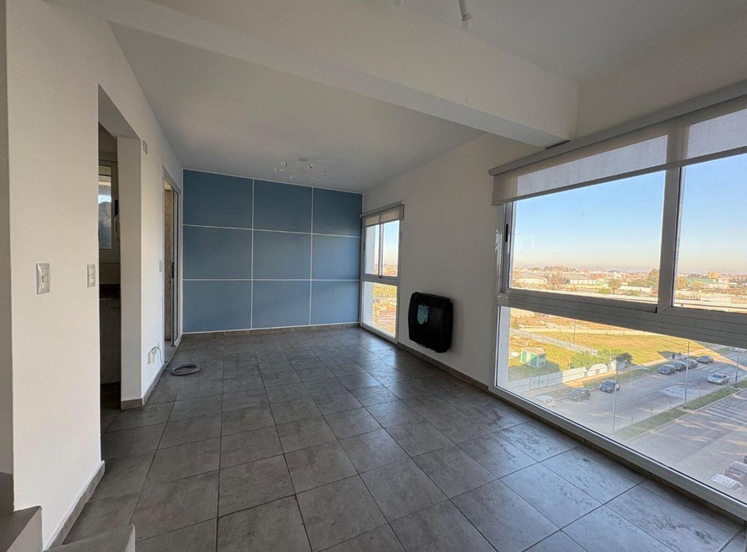 Foto de VENTA DPTO 4 AMB TIPO DUPLEX C COCHERA PARQUE. P, imagen 2