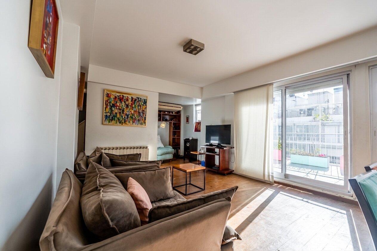 Foto de VENTA EXCLUSIVO TRIPLEX - BALCON TERRAZA - COCHERA OPCIONAL - BELGRANO R, imagen 1
