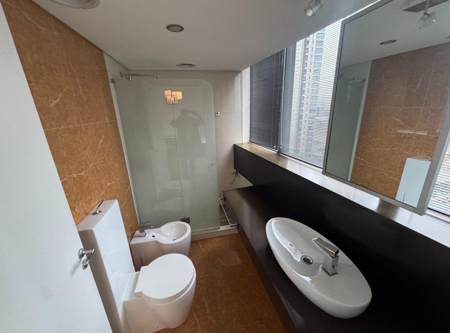 Foto de Exclusivo 3 ambientes semi amoblado en Puerto Madero con cochera y, imagen 5