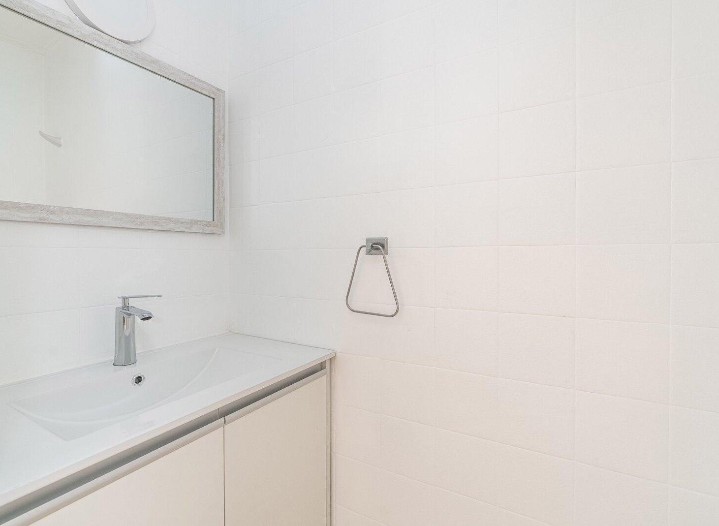 Foto de VENTA PISO 3 AMB. C/DEPENDENCIA, ESPACIO GUARDACOCHE Y BAULERA - LAS, imagen 1