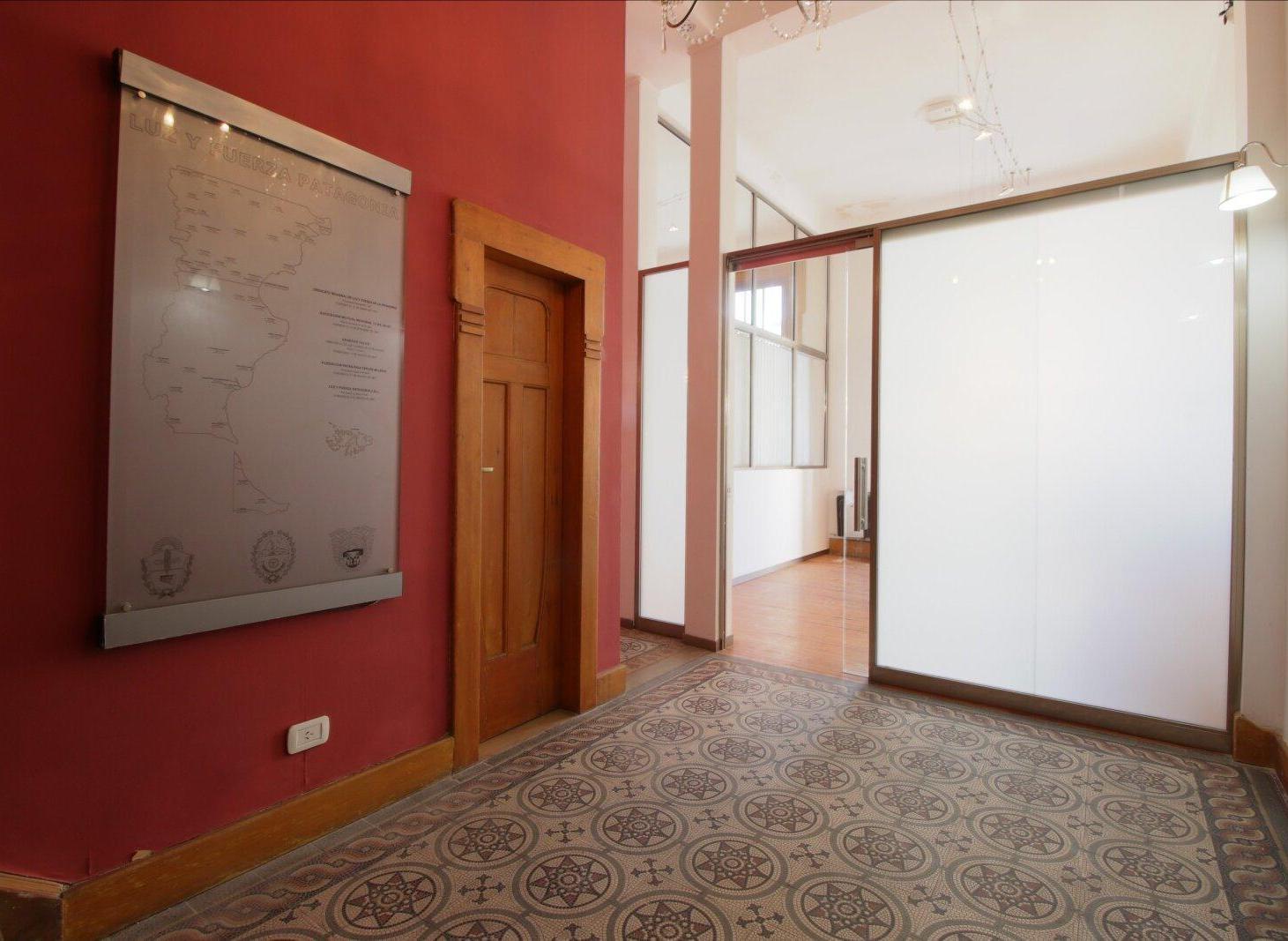 Foto de Venta Semipiso 6 Ambientes Al Frente En Balvanera | Apto Credito y Apto, imagen 2