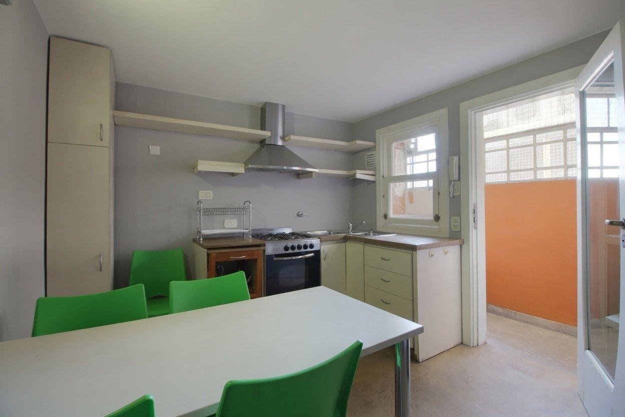 Foto de Venta Semipiso 6 Ambientes Al Frente En Balvanera | Apto Credito y Apto, imagen 5