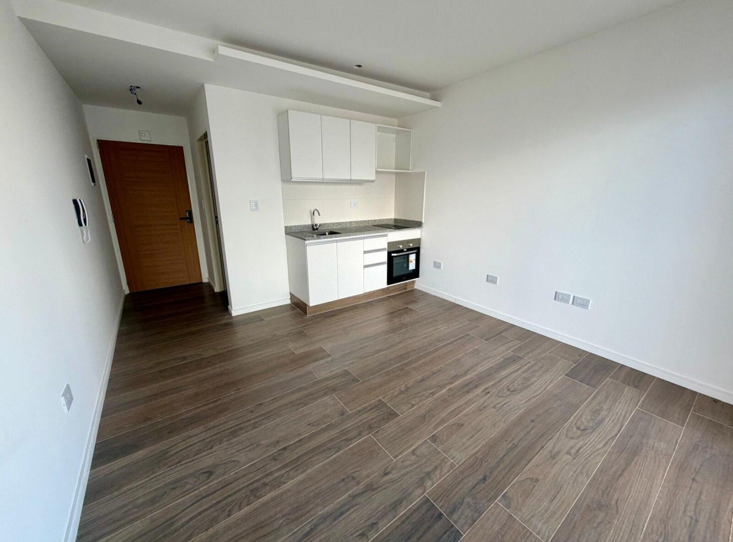 Foto de Alquiler Departamento Monoambiente con balcón en San Cristobal, imagen 4