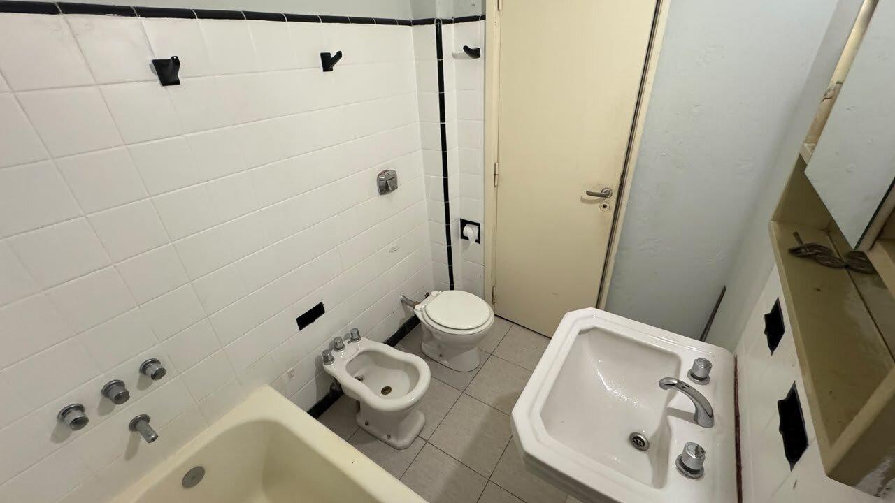 Foto de Venta depto 4amb Caballito con patio y balcón, imagen 4